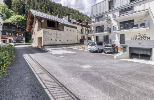 Argentiere House | Royal Stratton – 3 en-suites facing Grands Montets