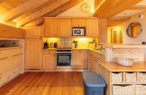 Meribel Apartment | Saulire 7 with sauna