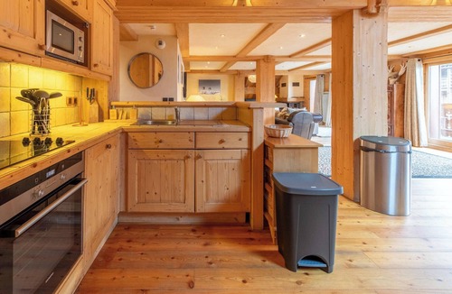 Meribel Apartment | Saulire 7 with sauna