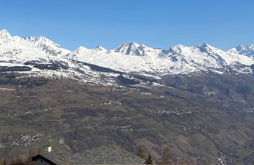 Bellentre Ski Chalet | SKI IN SKI OUT PARADISKI LA PLAGNE LES COCHES TOP OF THE RANGE CHALET