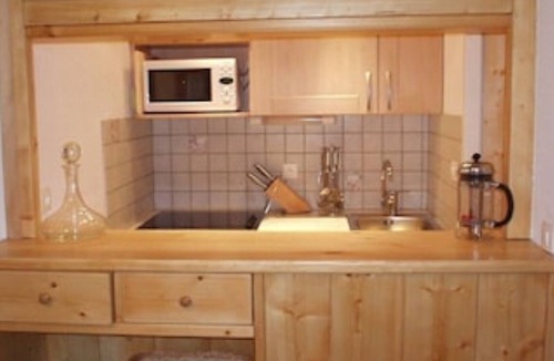 Val Claret Apartment | Ski in, ski out flat to sleep up to 6