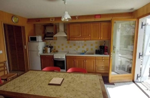 Saint-Jacques-des-Blats House | Small house in the cantal. Lioran