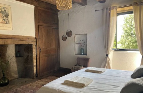 Latronquiere Villa | Somptueuse Villa du 18ème Siècle Avec Piscine et Jacuzzi