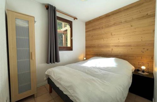 Briancon Apartment | Spacieux T3 à Briançon - 6 pers, 2 balcons, parking, proche télécabine et commerces - FR-1-330C-134