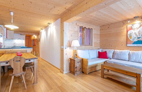 Valmorel Apartment | Spacious 3-bedroom apartment, 96m², near slopes and shops in Valmorel