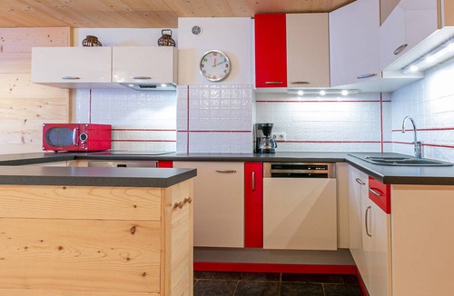 Valmorel Apartment | Spacious 3-bedroom apartment, 96m², near slopes and shops in Valmorel