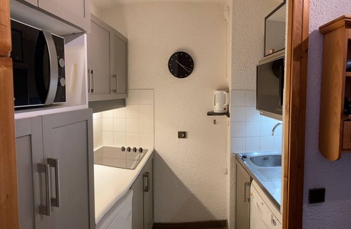 Valmorel Apartment | Spacious and clean appart. (4-6 pers.) on piste at Altispace, very centrally located
