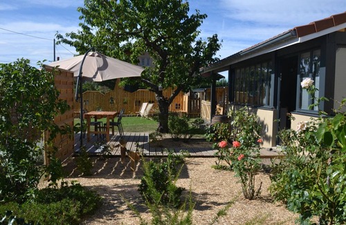 Chazelles-sur-Lyon Cottage | Spacious and bright family accommodation in Chazelles-sur-Lyon