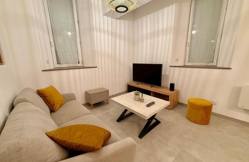 Bellevue - Le Mont - La Jomayere Apartment | Spacious Apartment Fully Renovated & Parking Space