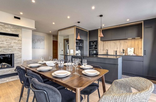 Courchevel Apartment | Spacious apartment in Courchevel with parking and wifi