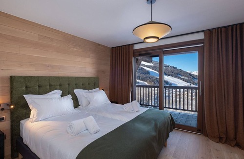 Courchevel Apartment | Spacious apartment in Courchevel with parking and wifi