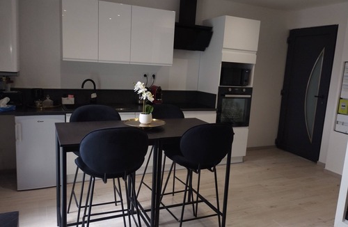 Charly Apartment | Spacious, bright studio with terrace in quiet, pleasant residence.