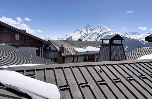 Les Eucherts Apartment | Spacious apartment, Mont Pourri view - 8 guests