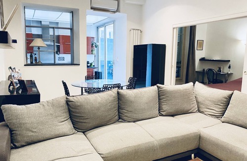 Carabacel Apartment | Spacious, Perfect location - Air conditioning ❄️. Little garden top for pets.