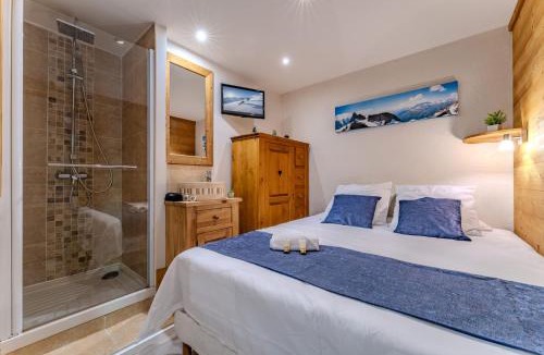 Val-Thorens Apartment | Spacious Ski-In Out apartment with Mountain Views