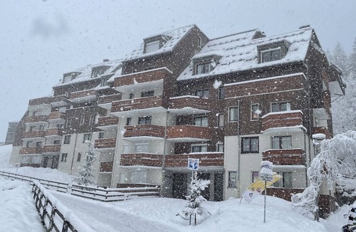 La Ferriere Apartment | Studio 4 people Le Pleynet/Les 7 Laux at the foot of the slopes (120kms of slopes)