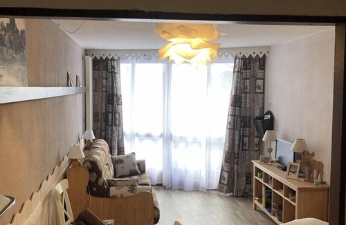 Villard-de-Lans Apartment | STUDIO APARTMENT SLEEPS 4, BALCONY, HEART OF RESORT, SUNNY, ALL COMFORTS
