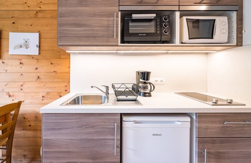 Cohennoz Apartment | Studio Apartment '2 - L'Edelweiss' with Mountain View, Shared Garden and Wi-Fi