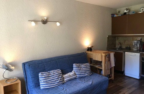 Correncon-en-Vercors Apartment | Studio at the foot of the slopes in Corrençon