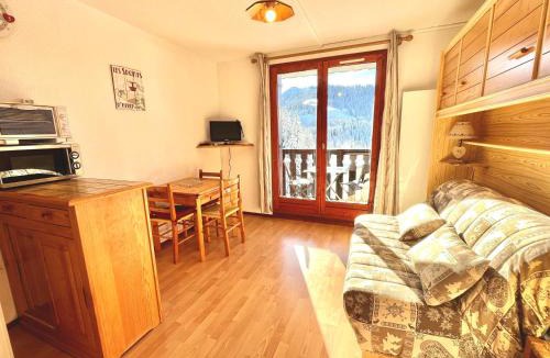 Notre-Dame-de-Bellecombe Apartment | Studio au pied des pistes avec animaux admis à Notre-Dame-de-Bellecombe - FR-1-505-79