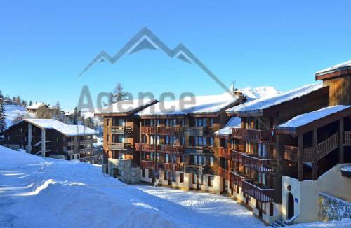 Bellentre Apartment | Studio cabine cosy avec balcon, bien équipé, accès rapide aux pistes et commerces – Montchavin Les Coches - FR-1-329-10