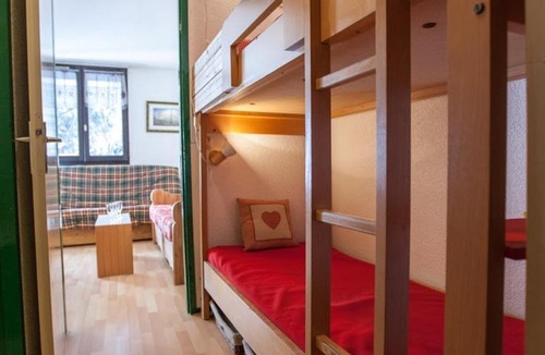Chamonix City Centre Apartment | Studio Chamonix 20m², 4 pers, balcon, parking - FR-1-517-40