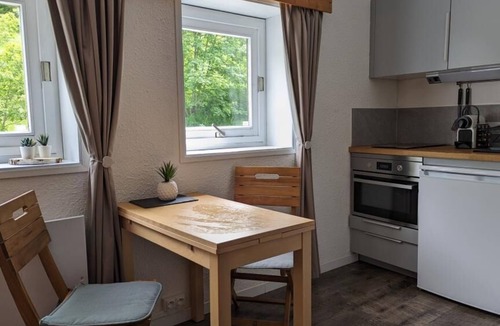 Villard-de-Lans Apartment | 🌟 Studio Charmant aux Glovettes - At the foot of the slopes & starting point for hiking 🌟