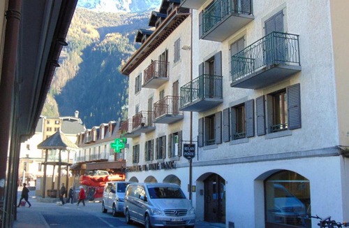 Chamonix City Centre Apartment | Studio convivial en zone piétonne avec animaux admis, balcon - Chamonix - FR-1-517-23