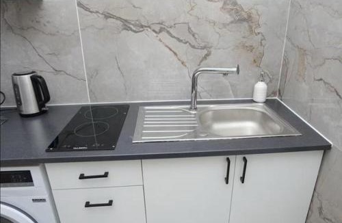 Pont-de-Cheruy Apartment | Studio coquet proche de Lyon