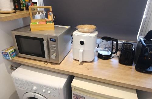 Quartier Atlantis Apartment | Studio cosy devant RER B TGV Massy SNCF