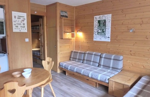Meribel Apartment | Studio for 4 people in Méribel Altiport, near the slopes and the golf course