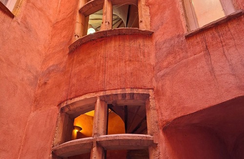 Old Lyon Apartment | Studio Vieux Lyon