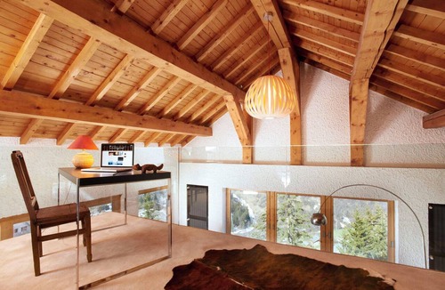 Meribel Centre Ski Chalet | Stunning Chalet with incredible views only 3 mins from the piste.