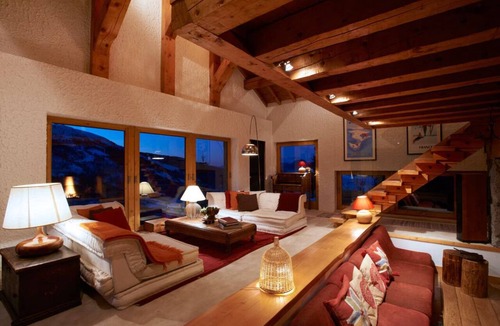 Meribel Centre Ski Chalet | Stunning Chalet with incredible views only 3 mins from the piste.