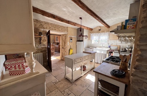 Saint Michel d'Euzet House | Stunning stone farmhouse with a private pool and fenced-in garden, nestled among the vineyards