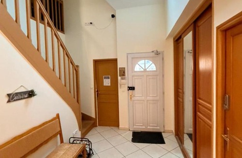 Corbeil-Essonnes House | Suites et Chambres Terrasse Parking 20min Orly-45min Paris Disney