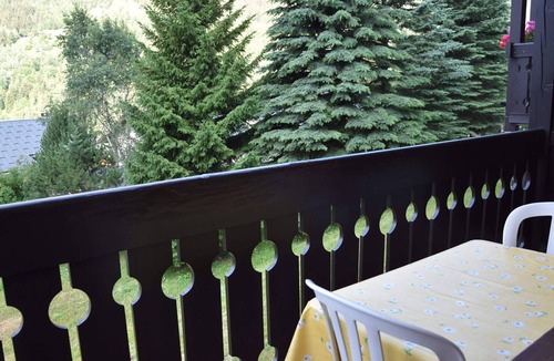 Pralognan-la-Vanoise Apartment | Sunny apartment with balcony - 4 guests