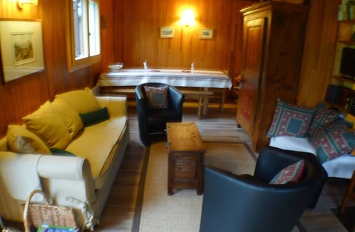 Morillon Ski Chalet | Sunny Chalet near Morillon Lifts - Spacious, Quiet, Great Amenities