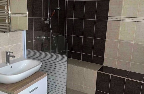 Vetraz-Monthoux Apartment | Superb furnished t2 in a quiet area with private parking