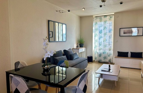 Montlucon Apartment | Superb refurbished furnished T2 in city center