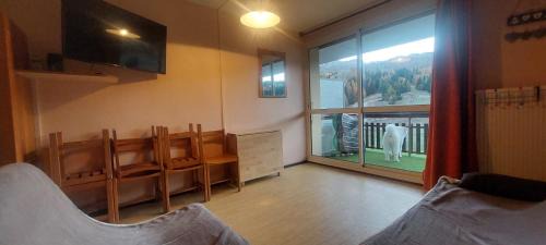 Saint-Etienne-en-Devoluy Apartment | Superdevoluy Le bois d'aurouze