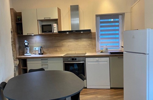 Voreppe Apartment | T2 - Apartment in historic building, in the heart of old Voreppe.