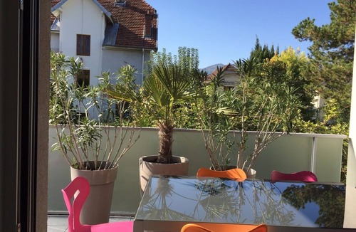 Aix-les-Bains Apartment | T2 Vacances et Cures Avec Terrasse EN Centre Ville