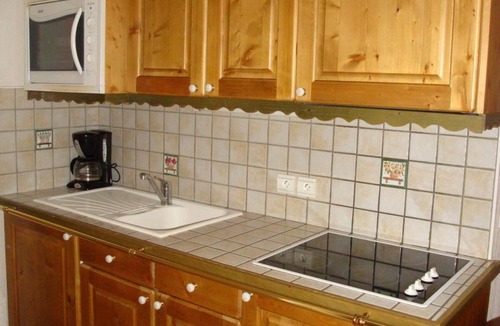 Pralognan-la-Vanoise Apartment | Terrace, tv, ski locker, 35m², Pralognan-la-Vanoise