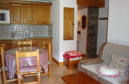 Pralognan-la-Vanoise Apartment | Terrace, tv, ski locker, 32m², Pralognan-la-Vanoise