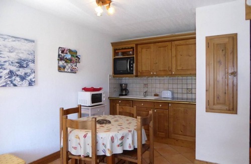 Pralognan-la-Vanoise Apartment | Terrace, tv, 35m², Pralognan-la-Vanoise