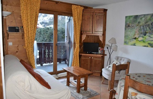 Pralognan-la-Vanoise Apartment | Terrace, tv, 35m², Pralognan-la-Vanoise