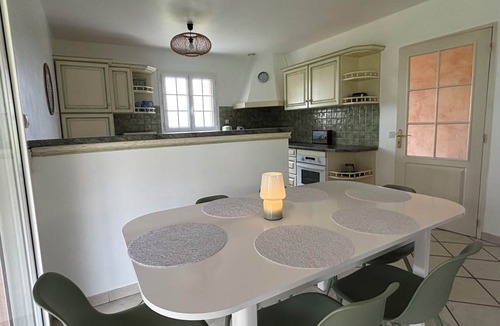 Prendeignes Villa | The horizon as destination: back to basics in the heart of the Lot region