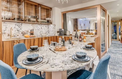 Tignes le Lac Apartment | Tignes: Renovated apt, 7 pers, 3 rooms, included services