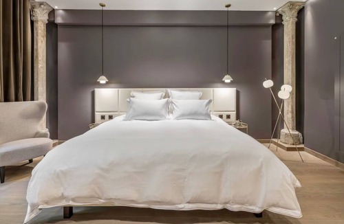 Saint-Rambert Apartment | Timeless Elegance on Île Barbe: 1BR Garden View